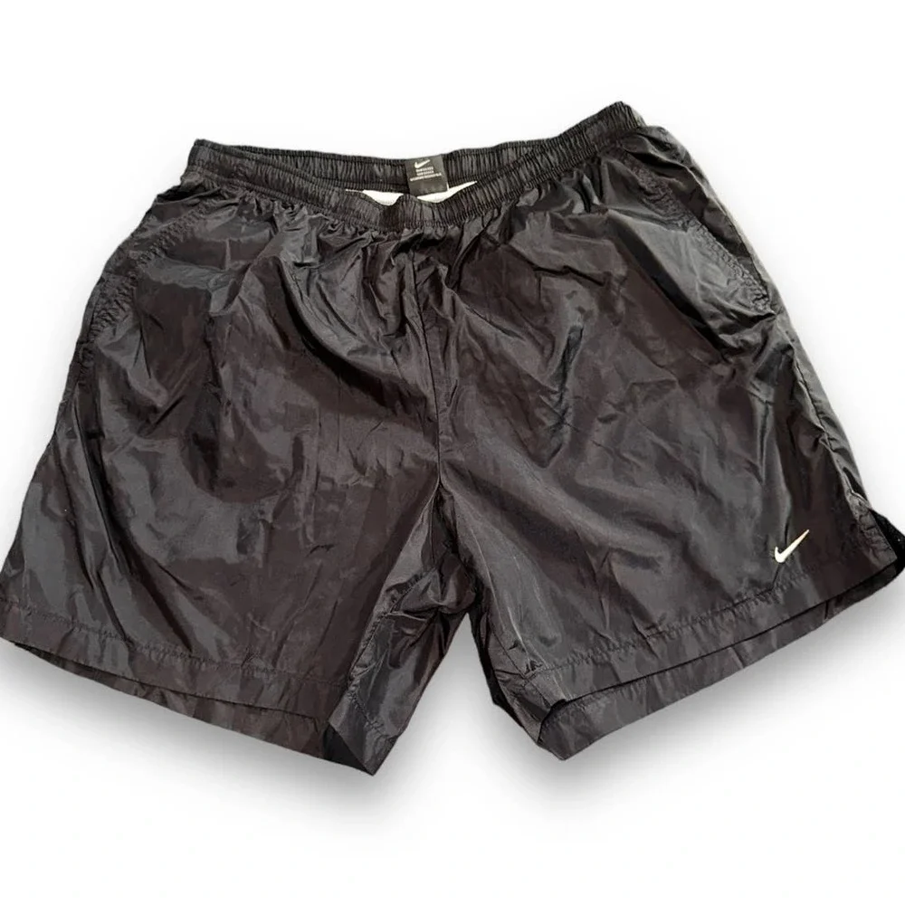Vintage 1990s Big Logo Nike Workout Shorts:‎ Size XL